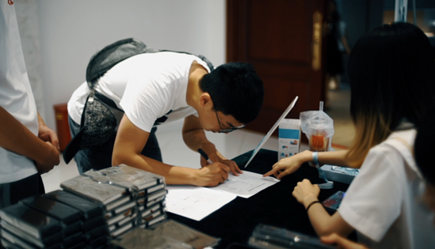 “倾听、交流、分享”2018J9九游会学院夏季校友会(图3)